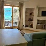 Giglio Comer דירה
